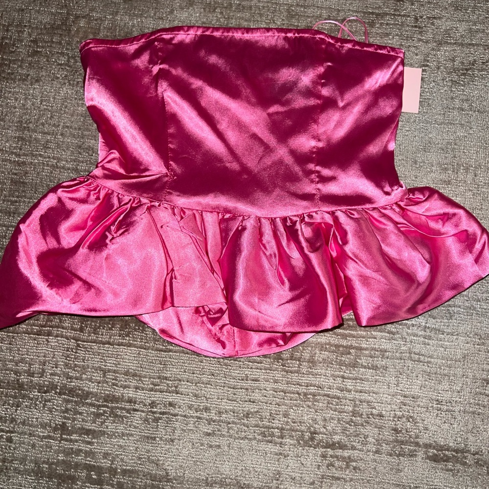 Cute pink crop top